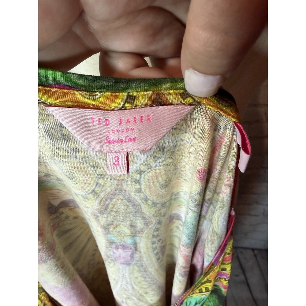 Ted Baker Macaw Tucan Colorful Form Fitting Vacation Tropical Pink 3 (L) - Picture 10 of 11